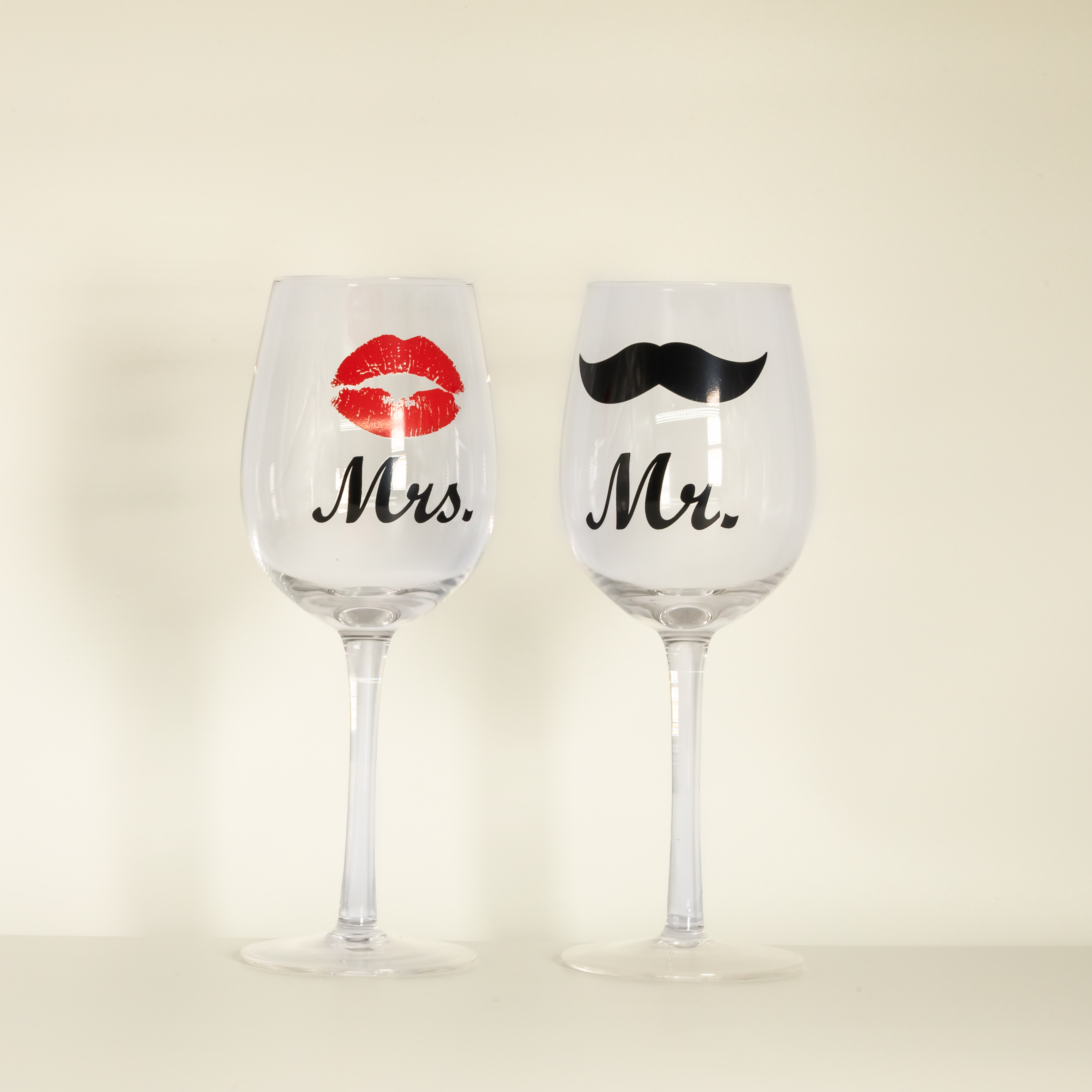 Weingläser Mr und Mrs